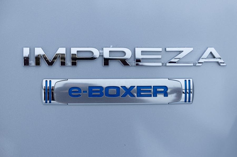Логотип Subaru Impreza e-Boxer 5-Door 2020 года  (WW) (фото 14 из 24)